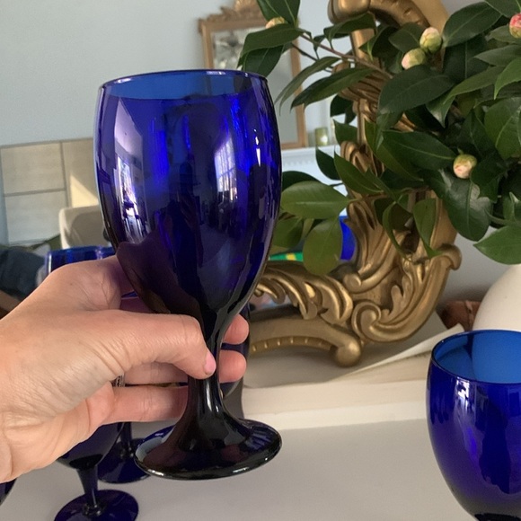 Vintage Libbey Cobalt Colored Glasses Goblets - Set of 6 Royal blue pedestal - Picture 3 of 8